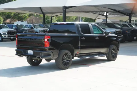 More photos of 2021 Chevrolet Silverado 1500 LT Trail Boss at Roger Williams Chrysler Dodge Jeep Ram, TX