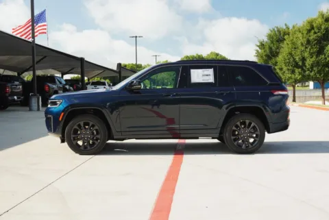 Photos of 2026 Jeep Grand Cherokee Limited Reserve for sale in Weatherford, TX at Roger Williams Chrysler Dodge Jeep Ram