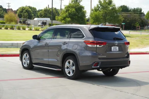 Another view of 2019 Toyota Highlander Limited for sale in Weatherford, TX at Roger Williams Chrysler Dodge Jeep Ram