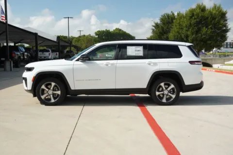 Photos of 2026 Jeep Grand Cherokee L Limited for sale in Weatherford, TX at Roger Williams Chrysler Dodge Jeep Ram