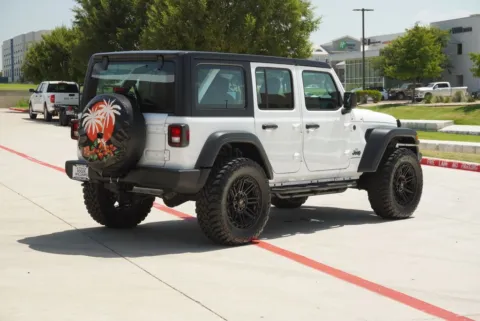More photos of 2025 Jeep Wrangler Sport at Roger Williams Chrysler Dodge Jeep Ram, TX