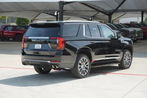 More photos of 2025 GMC Yukon Denali at Roger Williams Chrysler Dodge Jeep Ram, TX