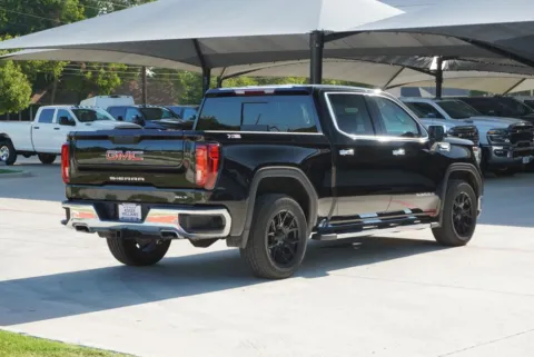 More photos of 2024 GMC Sierra 1500 SLT at Roger Williams Chrysler Dodge Jeep Ram, TX