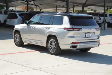 Another view of 2025 Jeep Grand Cherokee L Summit for sale in Weatherford, TX at Roger Williams Chrysler Dodge Jeep Ram