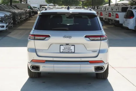 More photos of 2025 Jeep Grand Cherokee L Summit at Roger Williams Chrysler Dodge Jeep Ram, TX