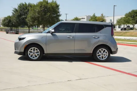 Photos of 2023 Kia Soul LX for sale in Weatherford, TX at Roger Williams Chrysler Dodge Jeep Ram