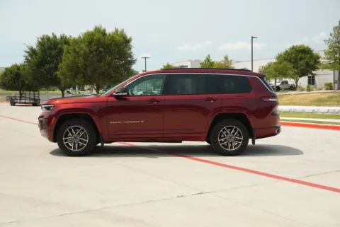 Photos of 2024 Jeep Grand Cherokee L Overland for sale in Weatherford, TX at Roger Williams Chrysler Dodge Jeep Ram