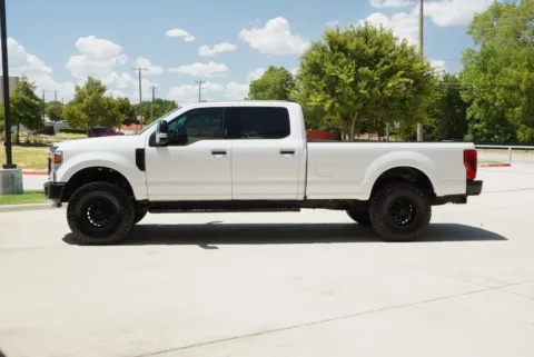 Photos of 2020 Ford Super Duty F-250 SRW XLT for sale in Weatherford, TX at Roger Williams Chrysler Dodge Jeep Ram