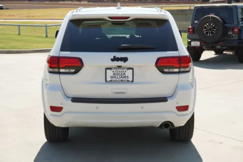 More photos of 2019 Jeep Grand Cherokee Altitude at Roger Williams Chrysler Dodge Jeep Ram, TX