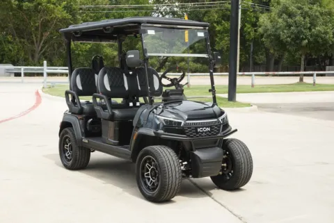More photos of 2026 ICON I40L FORWARD FACING at Roger Williams Chrysler Dodge Jeep Ram, TX
