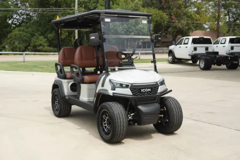 More photos of 2026 ICON I40L FORWARD FACING at Roger Williams Chrysler Dodge Jeep Ram, TX