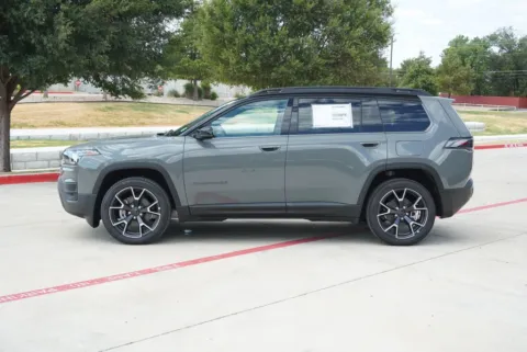 Photos of 2026 Jeep Cherokee Overland for sale in Weatherford, TX at Roger Williams Chrysler Dodge Jeep Ram