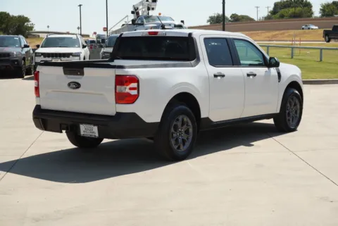 More photos of 2026 Ford Maverick XLT at Roger Williams Chrysler Dodge Jeep Ram, TX