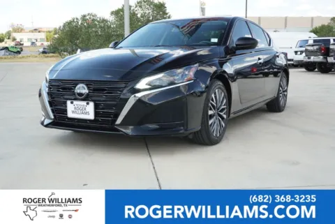 Black 2024 Nissan Altima 2.5 SV for sale in Weatherford, TX