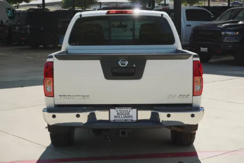 More photos of 2021 Nissan Frontier SV at Roger Williams Chrysler Dodge Jeep Ram, TX