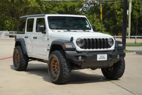 More photos of 2026 Jeep Wrangler Sport at Roger Williams Chrysler Dodge Jeep Ram, TX