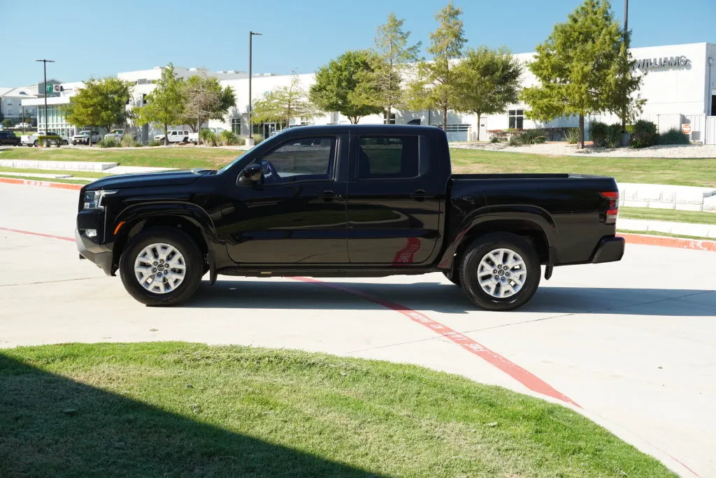 Used 2022 Nissan Frontier SV with VIN 1N6ED1EJ8NN604680 for sale in Weatherford, TX