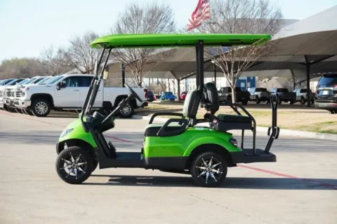 Photos of 2023 for sale in Weatherford, TX at Roger Williams Chrysler Dodge Jeep Ram