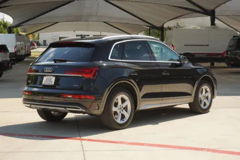 More photos of 2021 Audi Q5 Premium at Roger Williams Chrysler Dodge Jeep Ram, TX