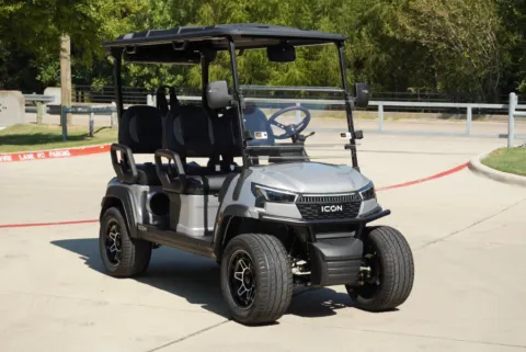 More photos of 2026 ICON I40L at Roger Williams Chrysler Dodge Jeep Ram, TX
