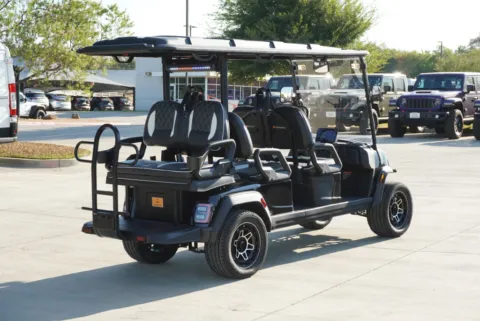 More photos of 2026 ICON 160L at Roger Williams Chrysler Dodge Jeep Ram, TX