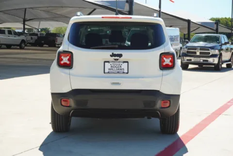More photos of 2023 Jeep Renegade Altitude at Roger Williams Chrysler Dodge Jeep Ram, TX