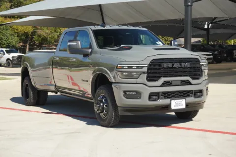 More photos of 2027 Ram 3500 Laramie at Roger Williams Chrysler Dodge Jeep Ram, TX