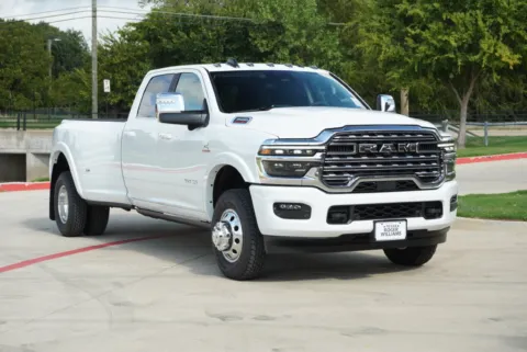 More photos of 2027 Ram 3500 Longhorn at Roger Williams Chrysler Dodge Jeep Ram, TX