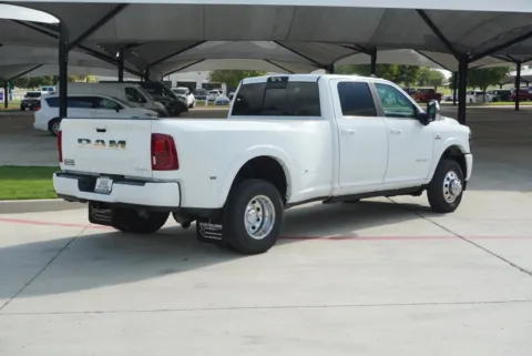 More photos of 2027 Ram 3500 Longhorn at Roger Williams Chrysler Dodge Jeep Ram, TX