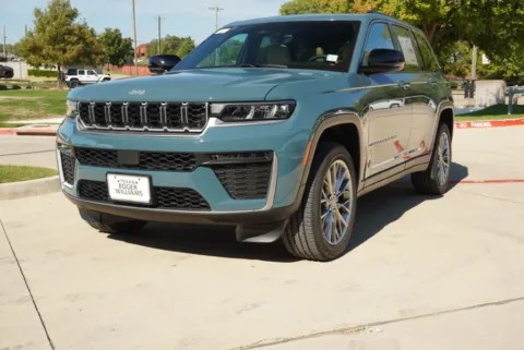 Photos of 2027 Jeep Grand Cherokee Limited for sale in Weatherford, TX at Roger Williams Chrysler Dodge Jeep Ram