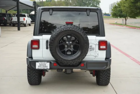 More photos of 2025 Jeep Wrangler Willys at Roger Williams Chrysler Dodge Jeep Ram, TX