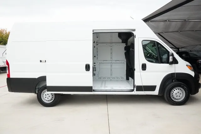 2025 Ram ProMaster 3500 photo 8