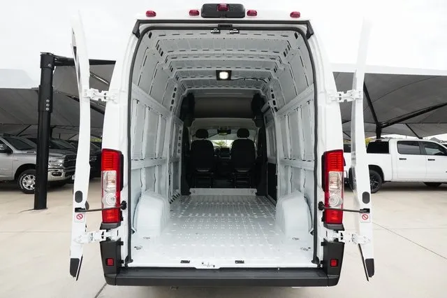 2025 Ram ProMaster 3500 photo 12
