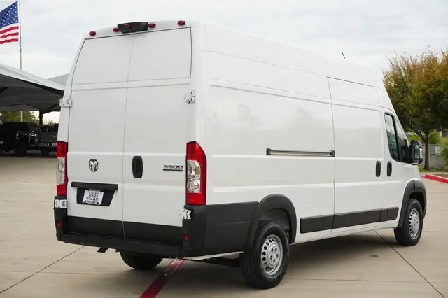2025 Ram ProMaster 3500 photo 2
