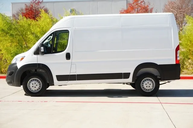 2025 Ram ProMaster 1500 photo 5