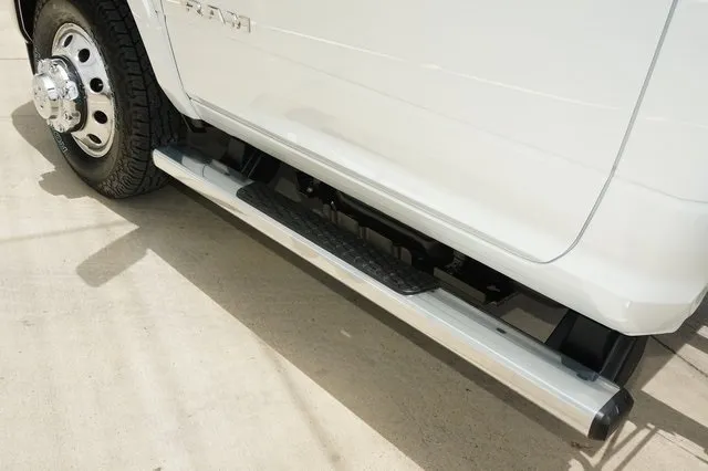 2024 Ram 3500 SLT photo 3