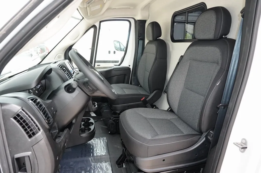 2025 Ram ProMaster 1500 photo 9