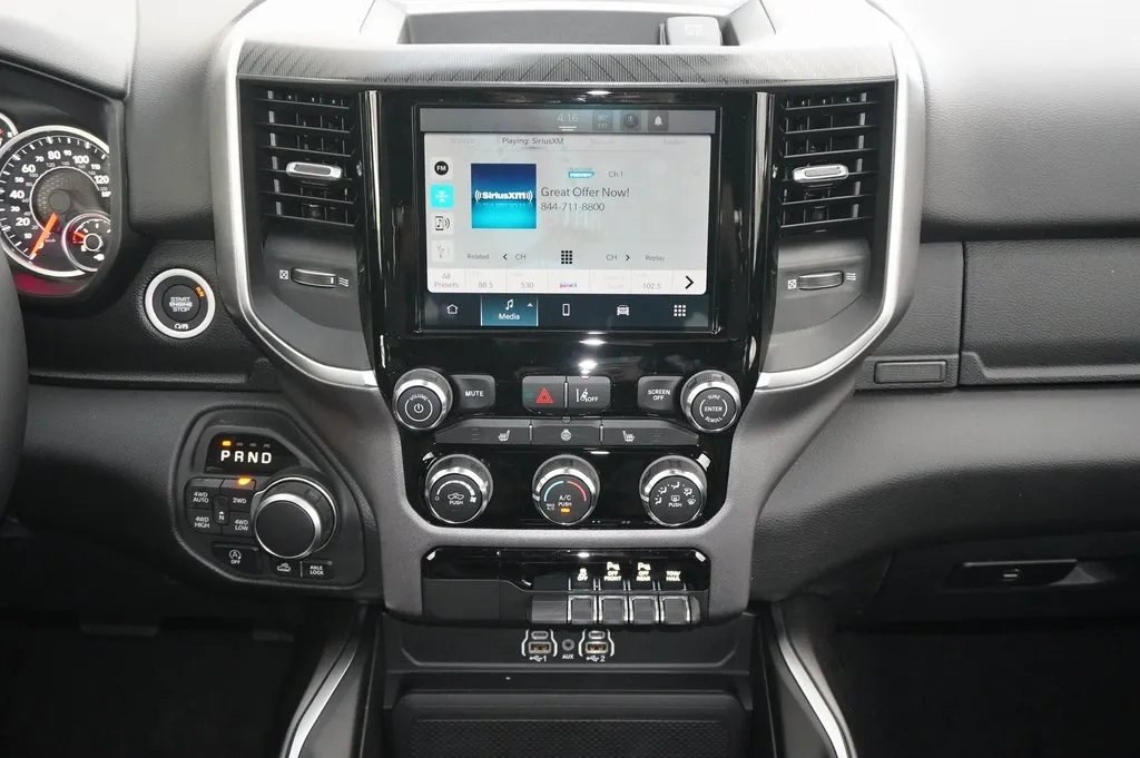 2025 Ram 1500 Big Horn Lone Star photo 3