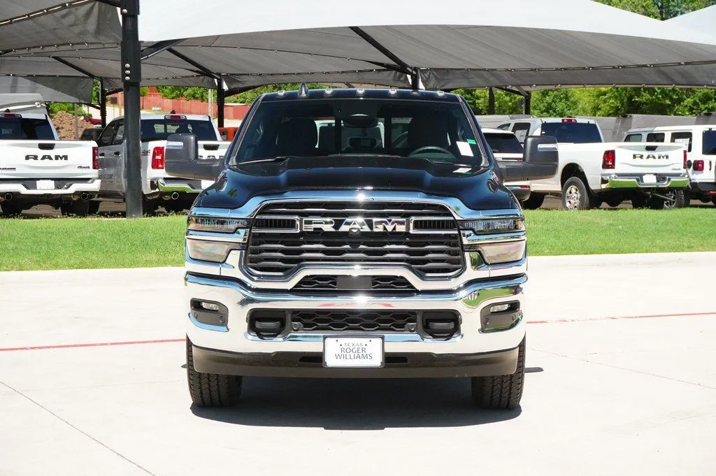2025 RAM 2500 Tradesman - Photo 6