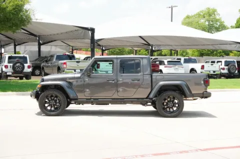 Photos of 2025 Jeep Gladiator Nighthawk for sale in Weatherford, TX at Roger Williams Chrysler Dodge Jeep Ram