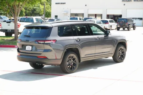 More photos of 2025 Jeep Grand Cherokee L Altitude X at Roger Williams Chrysler Dodge Jeep Ram, TX