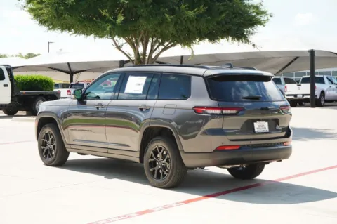 Another view of 2025 Jeep Grand Cherokee L Altitude X for sale in Weatherford, TX at Roger Williams Chrysler Dodge Jeep Ram