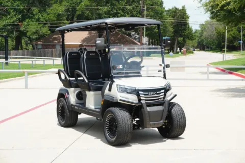 More photos of 2025 Epic E40L FORWARD FACING at Roger Williams Chrysler Dodge Jeep Ram, TX