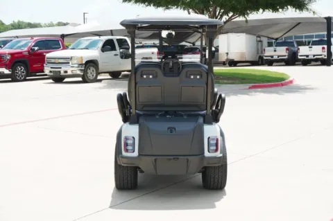 Another view of 2025 Epic E40L FORWARD FACING for sale in Weatherford, TX at Roger Williams Chrysler Dodge Jeep Ram