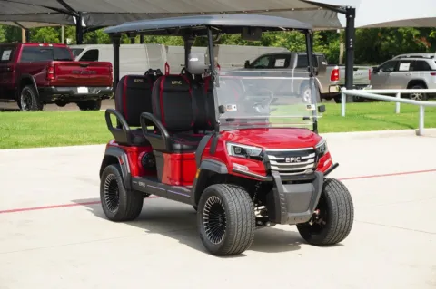 More photos of 2025 Epic E40L FORWARD FACING at Roger Williams Chrysler Dodge Jeep Ram, TX
