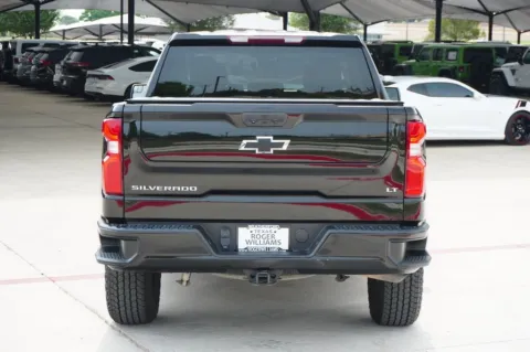 More photos of 2023 Chevrolet Silverado 1500 LT Trail Boss at Roger Williams Chrysler Dodge Jeep Ram, TX