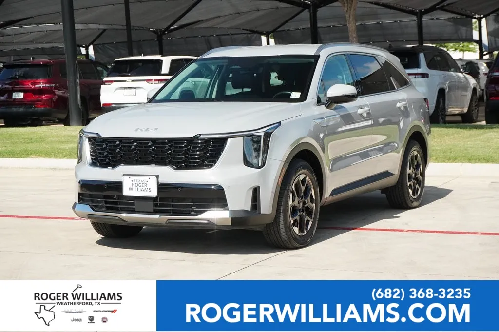 Gray 2025 Kia Sorento S for sale in Weatherford, TX