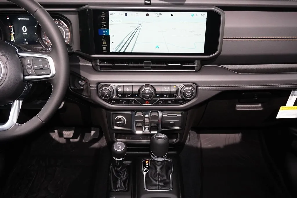 2025 Jeep Wrangler Sahara photo 2