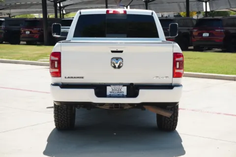 More photos of 2021 Ram 2500 Laramie at Roger Williams Chrysler Dodge Jeep Ram, TX
