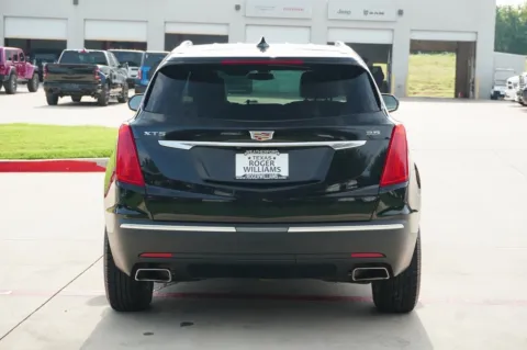 More photos of 2018 Cadillac XT5 FWD at Roger Williams Chrysler Dodge Jeep Ram, TX